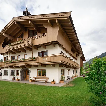 Recherhof Feriegård Hochfilzen